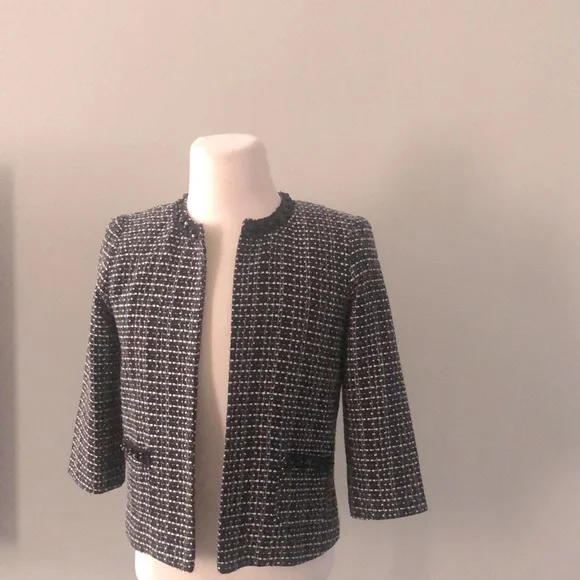 Women's Black and White Tweed Jacket - Picture 7 of 14